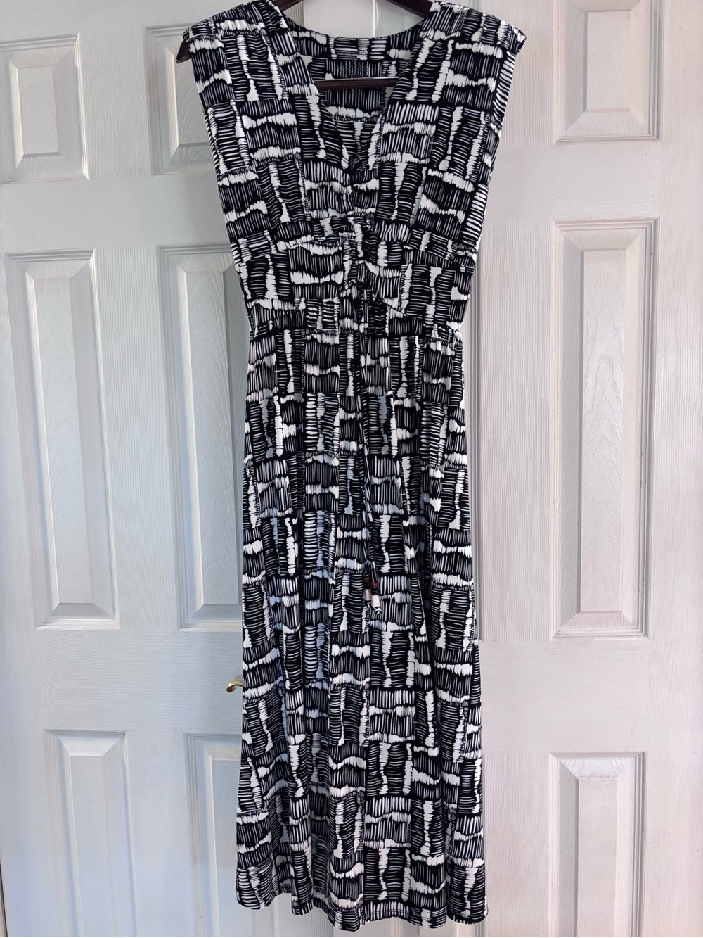 Nine West Black and White Patterned Maxi Dress